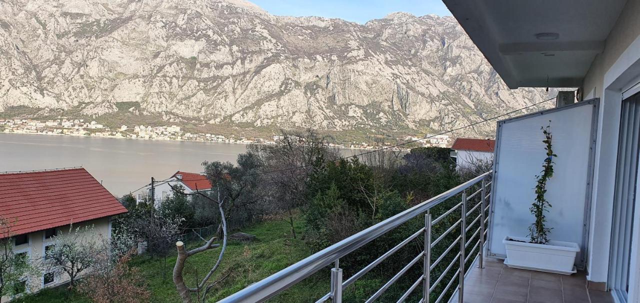 Ancora Prcanj Cattaro Esterno foto