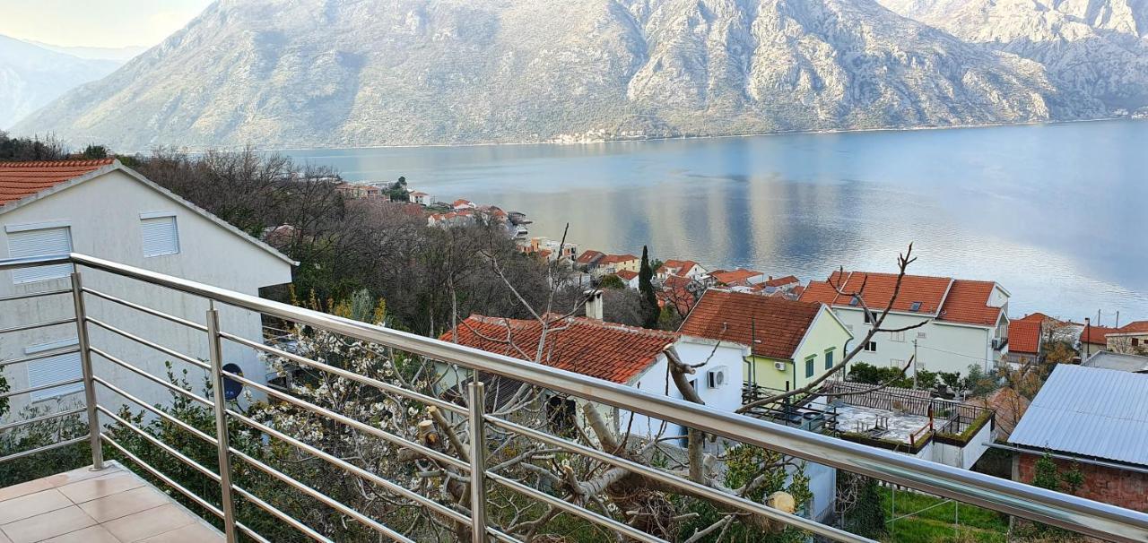 Ancora Prcanj Cattaro Esterno foto